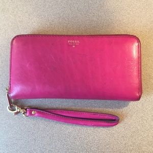 Fossil Zip Around Clutch Wallet